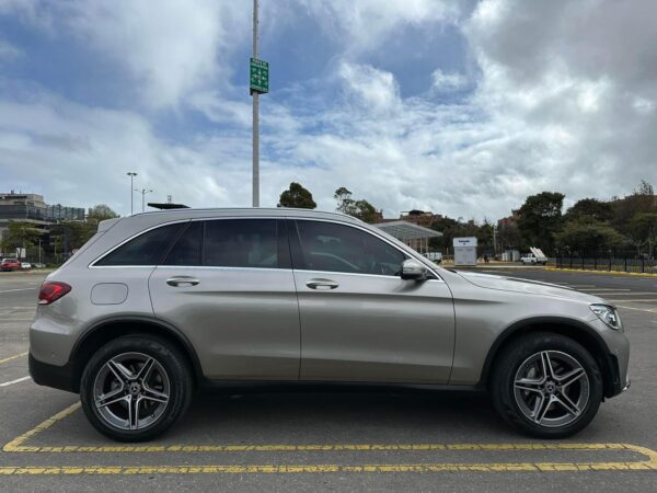 MERCEDES BENZ GLC 300e AMG - 2022 - Imagen 5