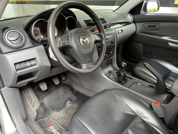 MAZDA 3 MT - 2008 - Imagen 6