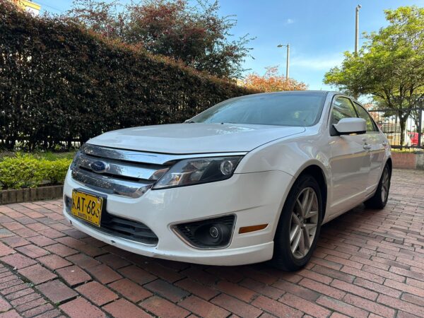 FORD FUSION SEL - 2010