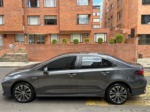 TOYOTA COROLLA SEG HÍBRIDO AUTO - 2023 - Imagen 5