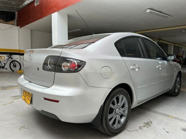 MAZDA 3 MT - 2008 - Imagen 4