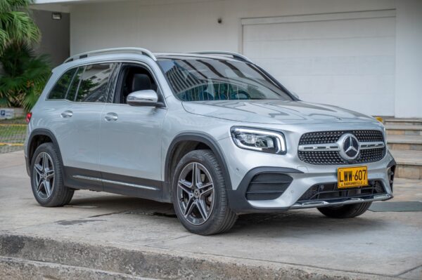 MERCEDES BENZ GLB 200 AUT - AMG - 2023