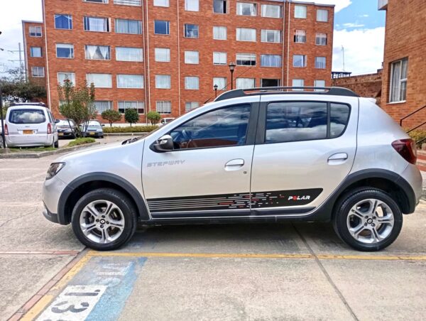 RENAULT SANDERO STEPWAY MEC - 2020 - Imagen 9